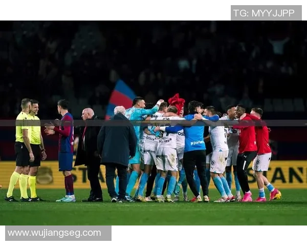 欧联杯激战利物浦大胜尤文图斯红牌事件引发全场热议